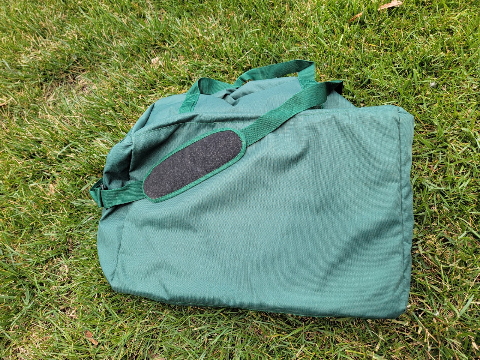 Jagermeister Branded 24inch Green Duffle Bag good cond all zips work 100% poly