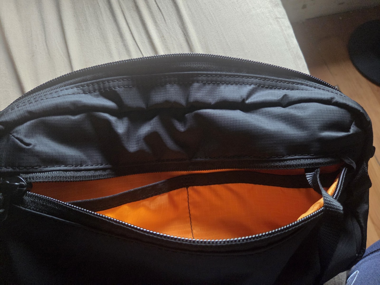 Tomtoc RFID Chest Sling Bag 3.5L Techwear EDC