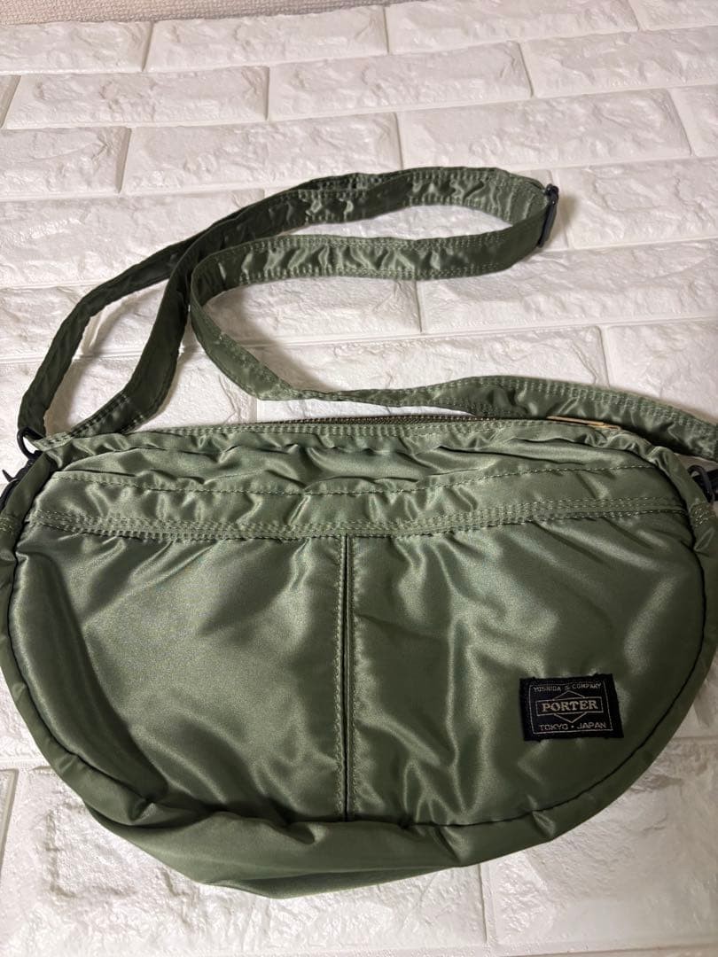 Authentic Porter Yoshida Kaban Oval Shoulder Bag Nylon Green 32cm Large Capacity