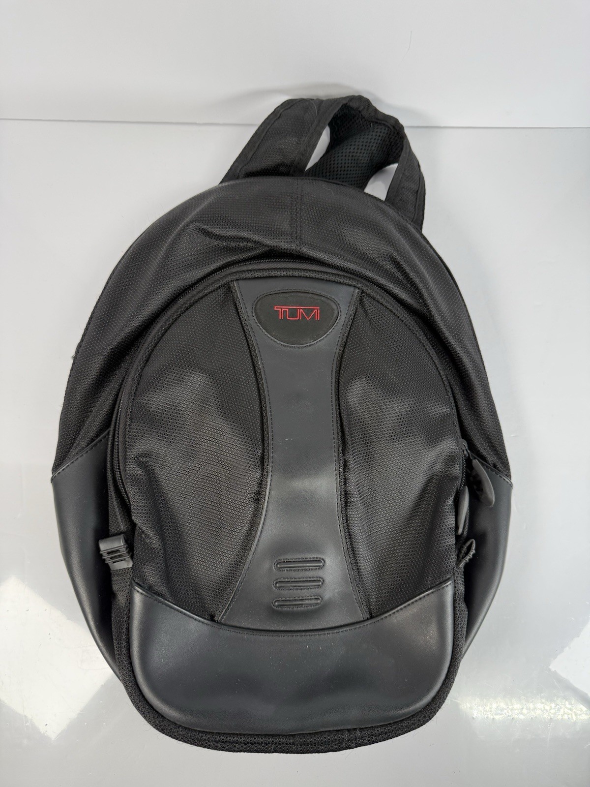 TUMI T2 Ballistic Nylon Black Camera Shoulder Crossbody Travel Bag
