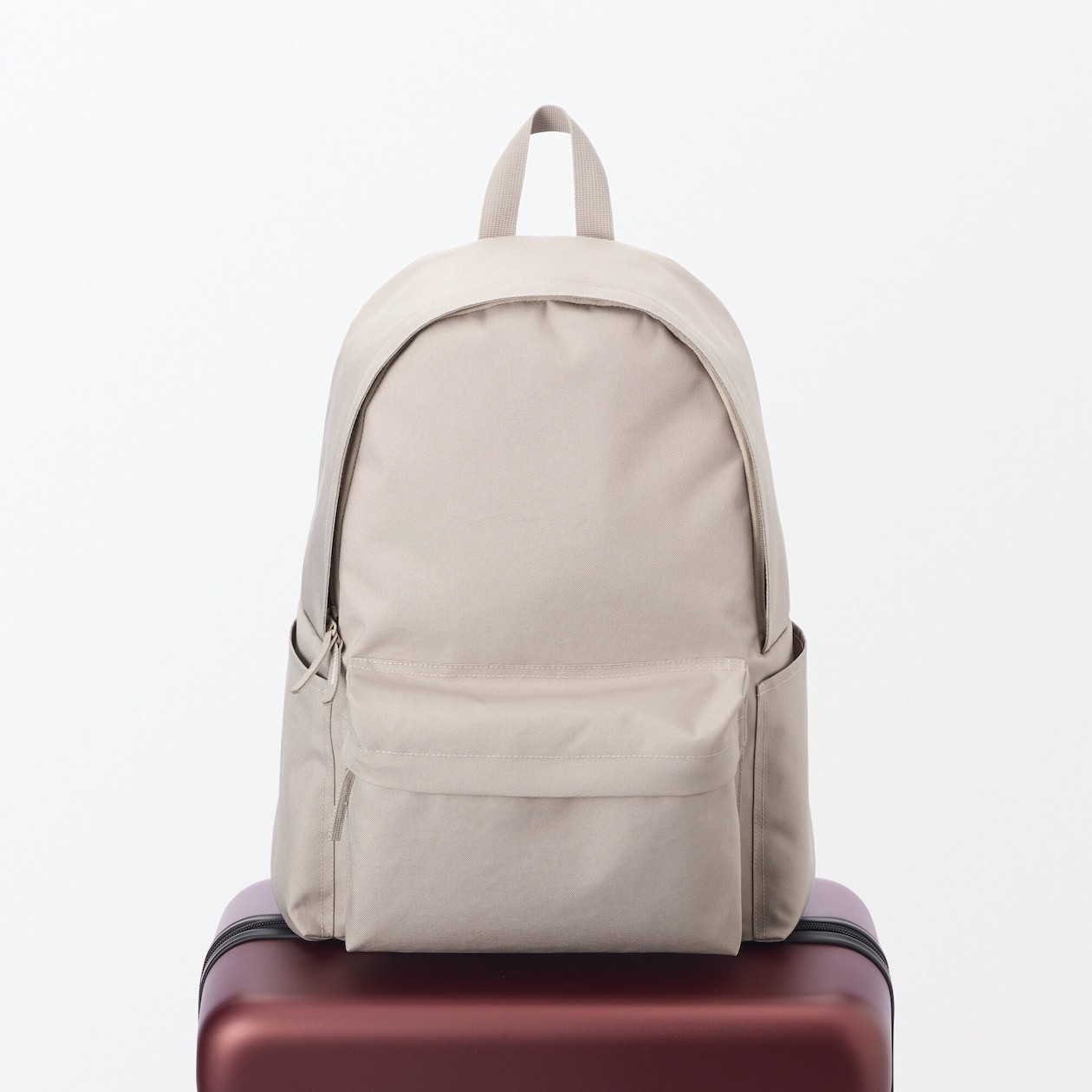 Water-Repellent Lightweight Shoulder Relief Rucksack Light Beige 17x13x6in 20L