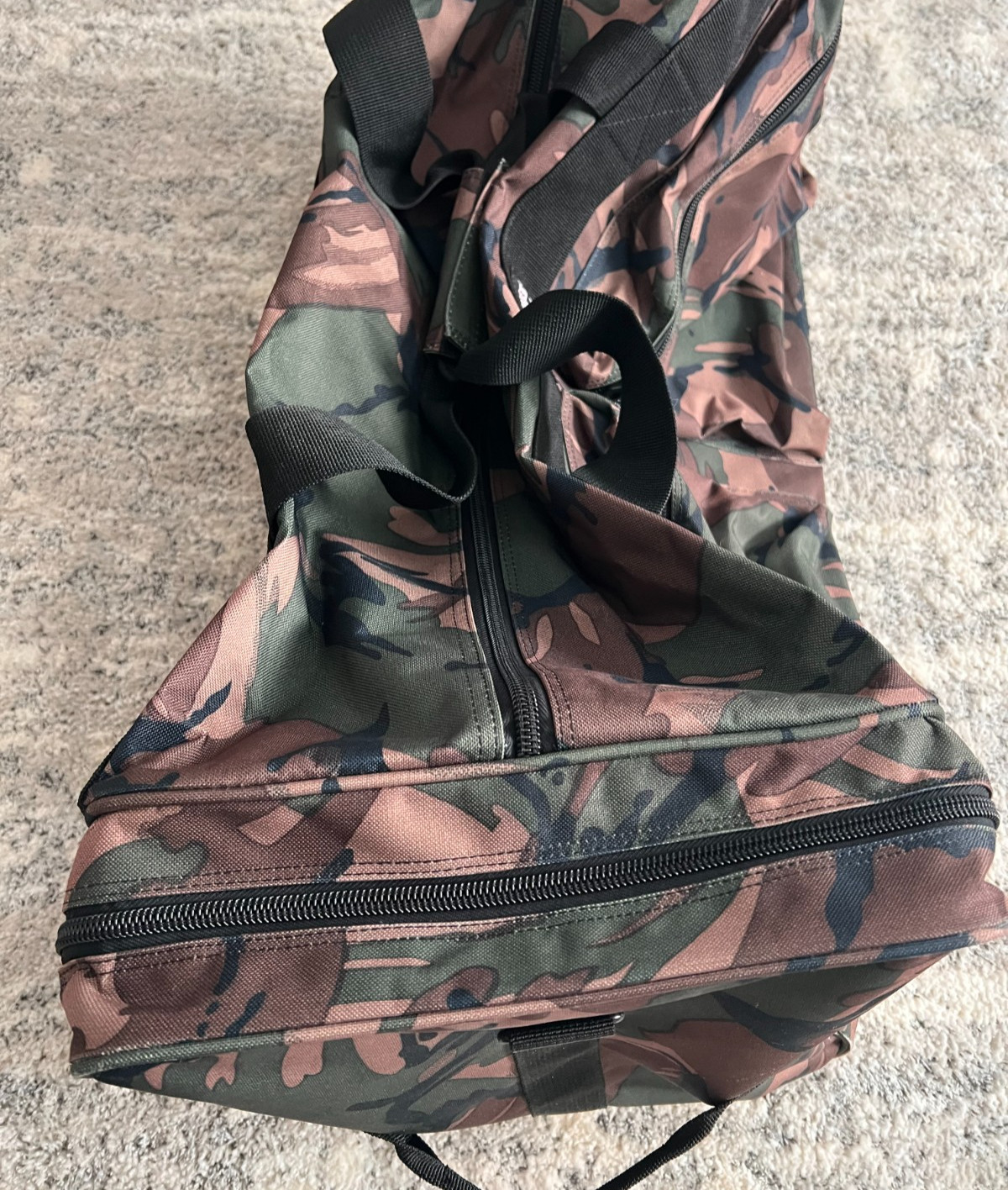 WESTERN PACK Duffle Travel Bag X-LARGE 26x14x13 Camo Hunting Outdoor Gear EUC