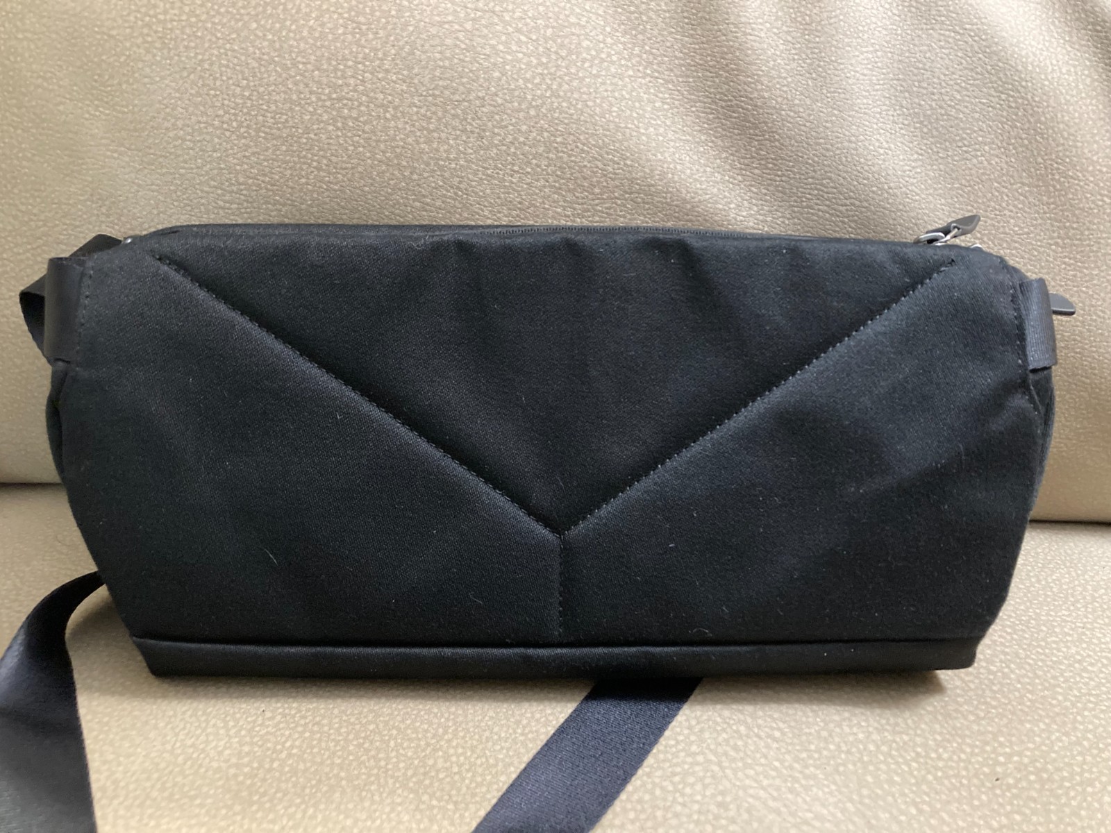 BELLROY Sling Bag, Multi-Function, Multi-Compartment, Multi-Use!