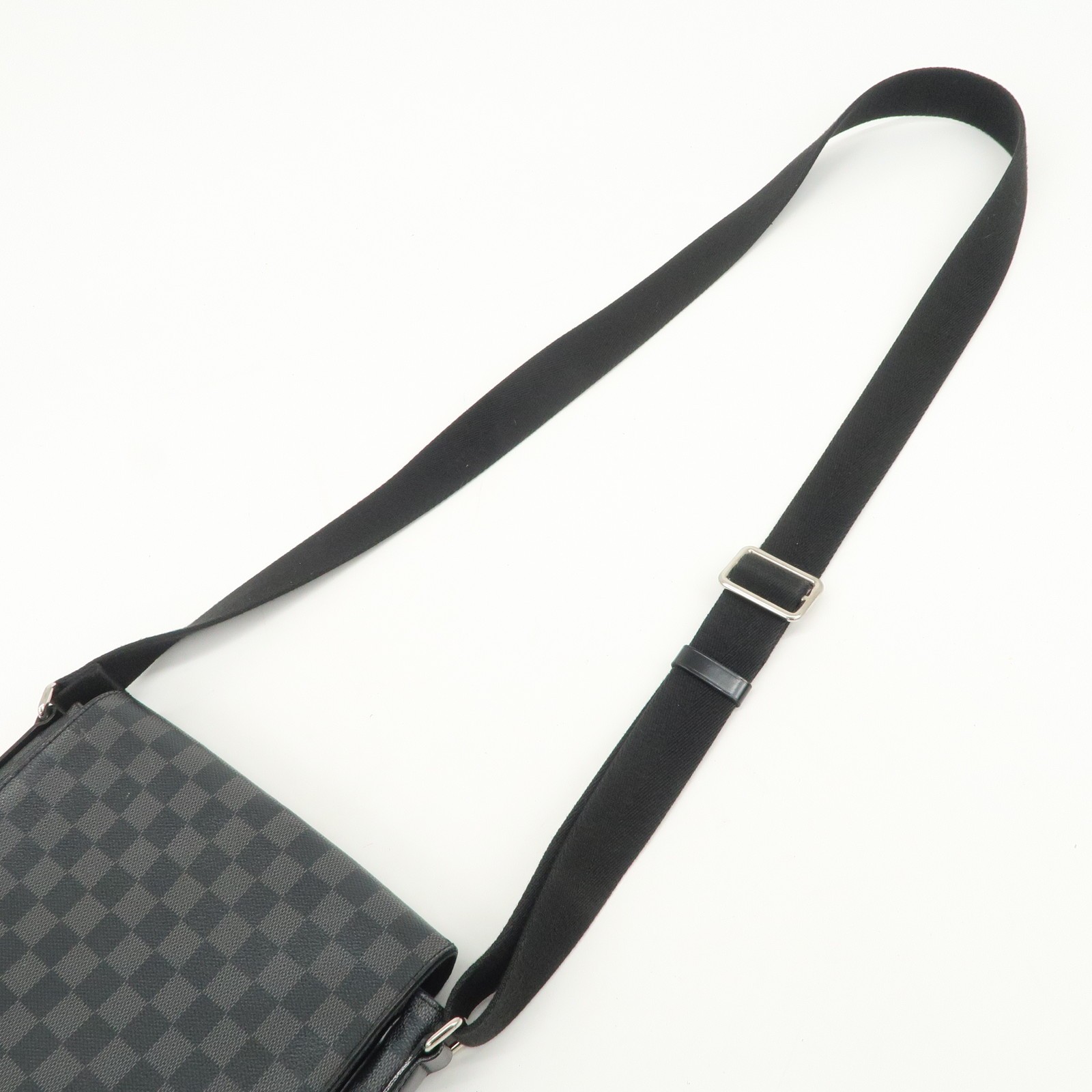Louis Vuitton Damier Graphite District PM Shoulder Bag Noir N41260 Auth Used F/S
