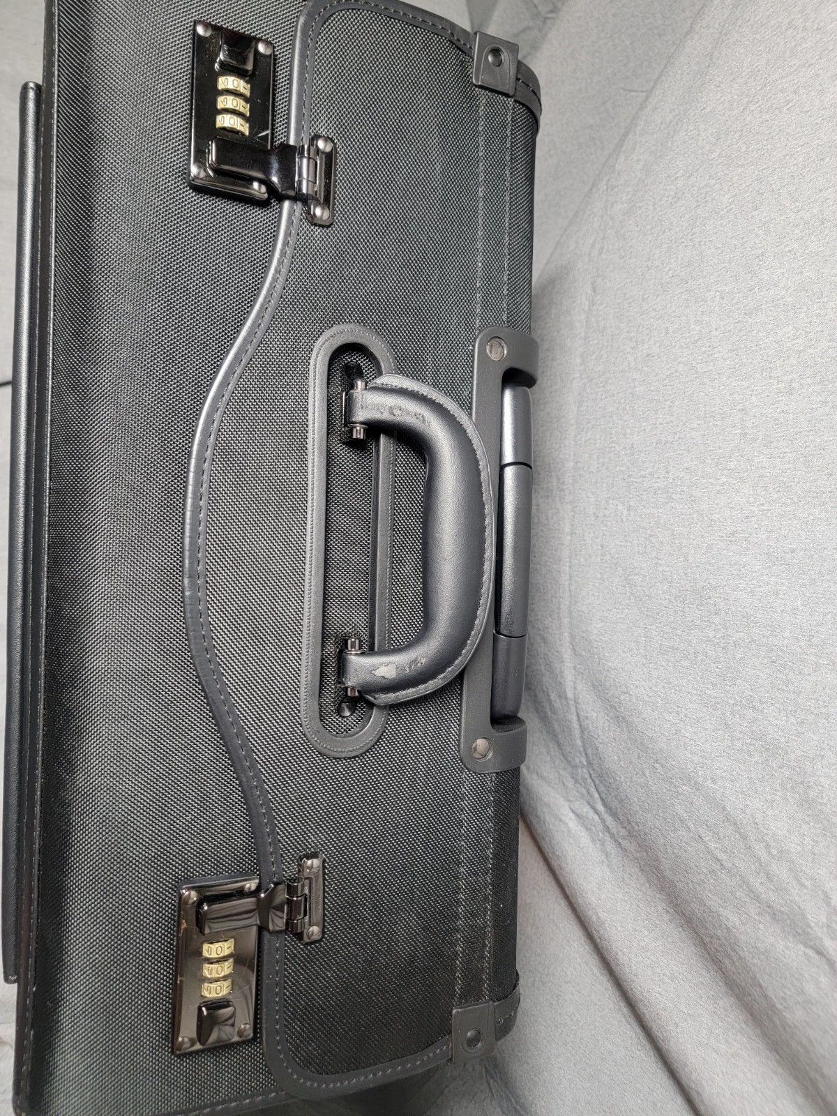 Alpine Swiss 19 Wheeled Briefcase Rolling Case Sales Sample Pilot Lawyer Attache