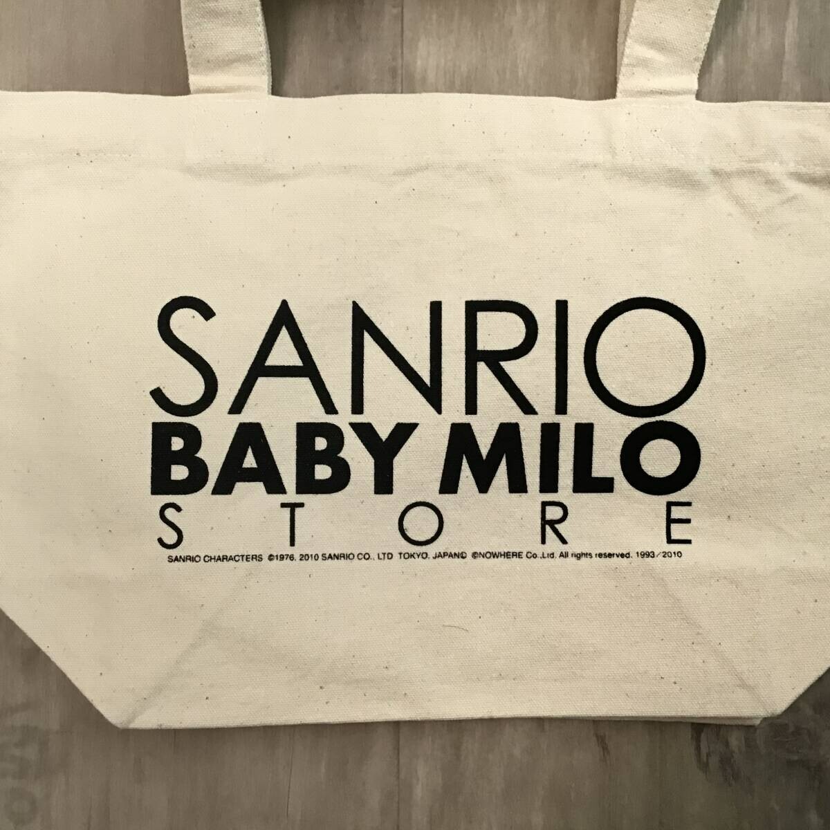 BAPE × Sanrio Hello Kitty Milo tote bag a bathing ape NIGO White