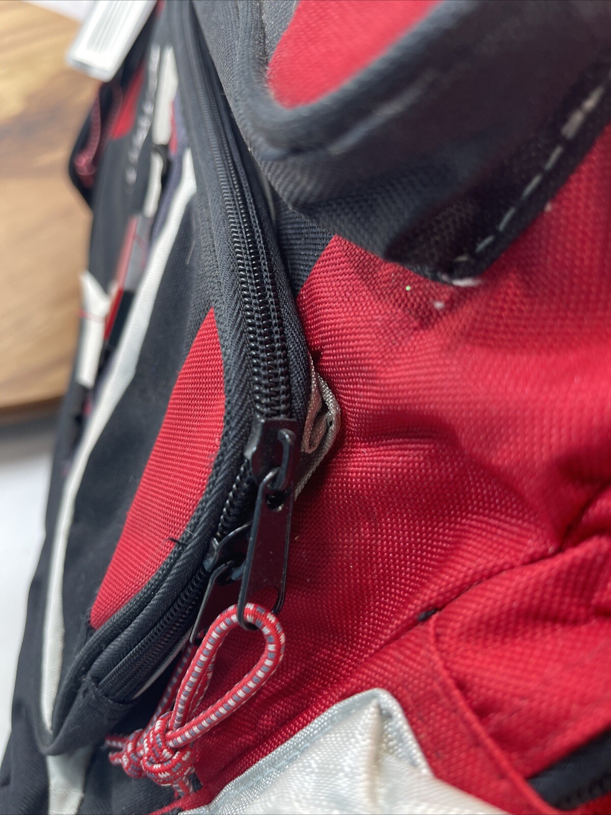 Trailmaker Backpack Classic Lightweight Travel 16.5″ Bookbag Red Black New