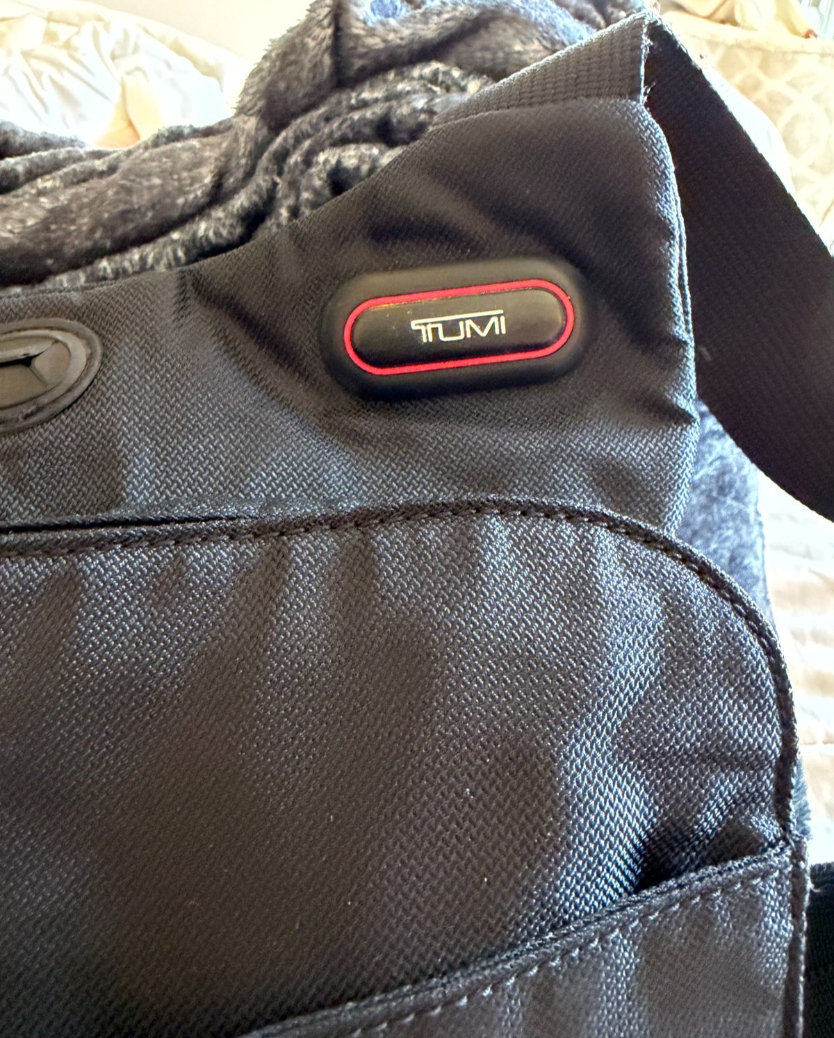 TUMI T-Tech Lightweight Nylon Flap Magnetic Closure Crossbody Shoulder Black Bag