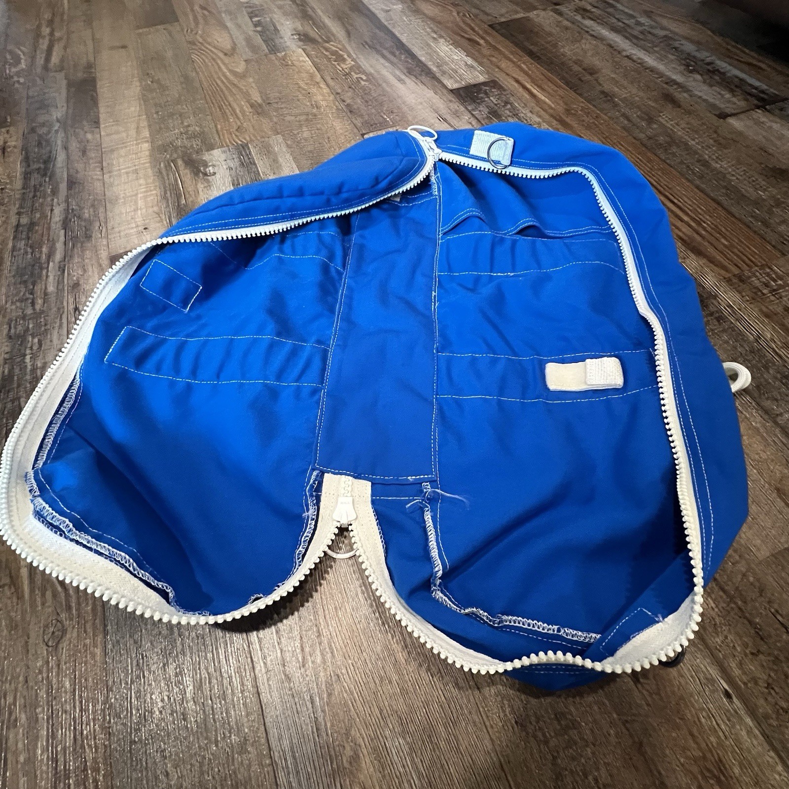 Vintage Land’s End Lighthouse Zip-Around Nylon Duffel Bag Retro Royal Blue 1980s