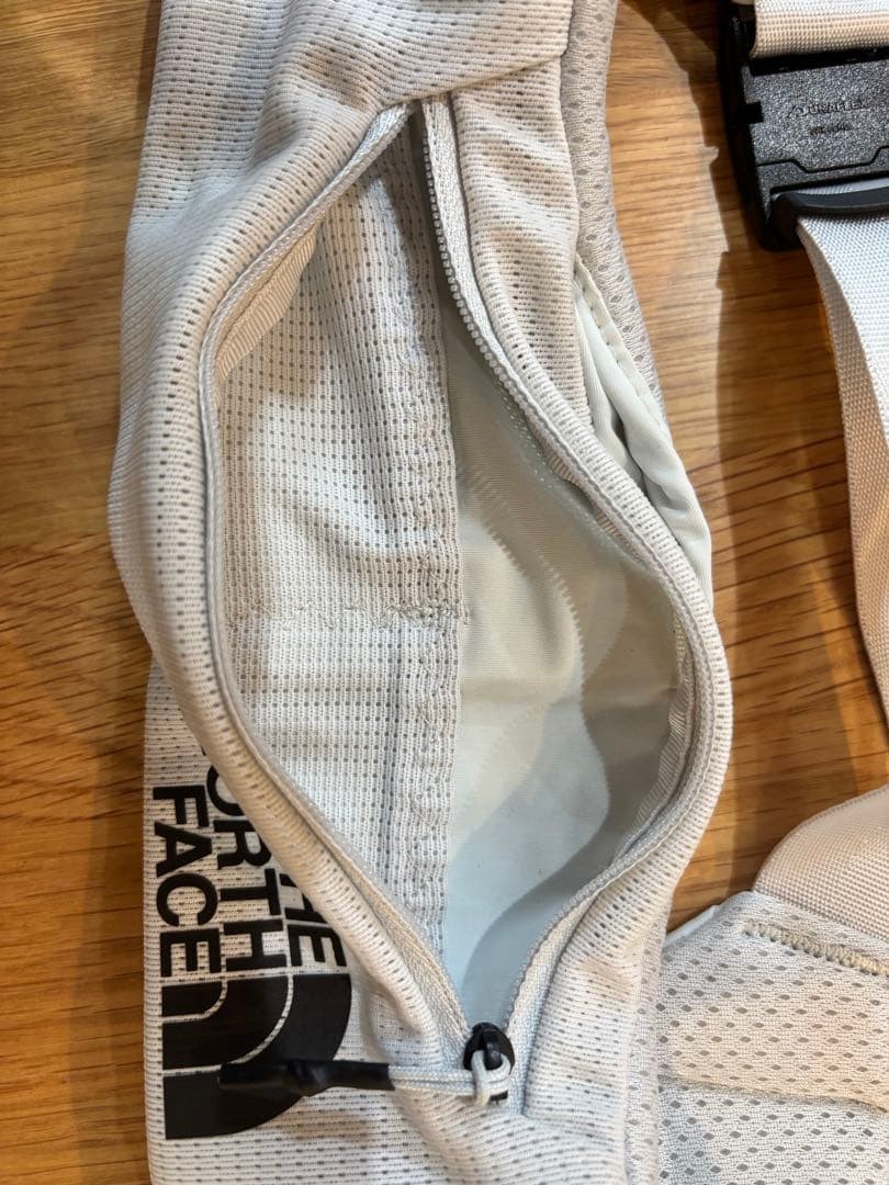 The rth Face Waist Pouch Running Bag