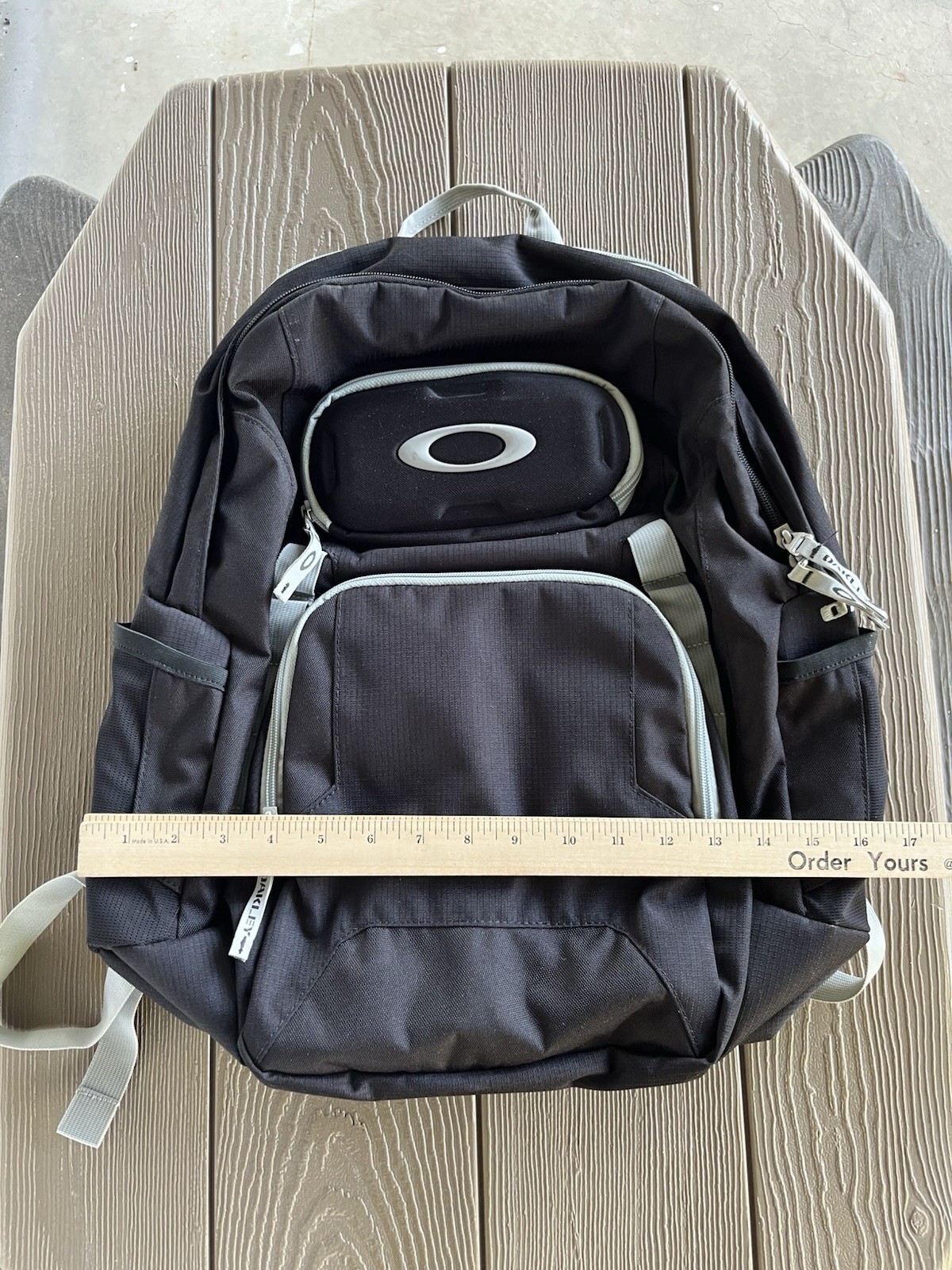 Oakley Backpack Works Pack Black w/Sunglasses Holder GUC