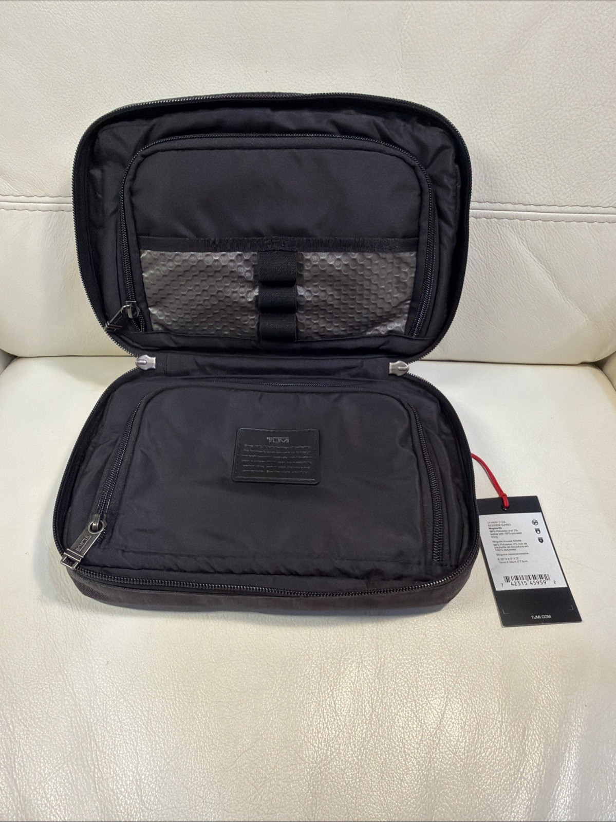NEW Tumi Fremont MCGUIRE Ballistic Nylon TRAVEL DOPP KIT – DARK Gray