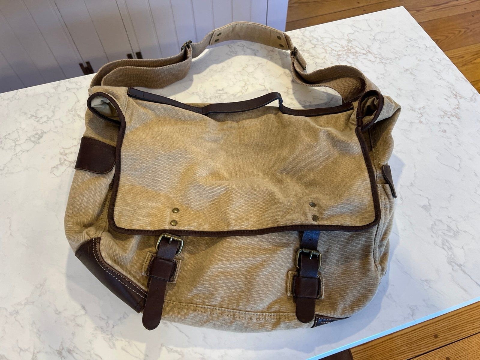 VTG J Crew Crossbody Mailbag Leather Bottom – New with Tag, Abingdon