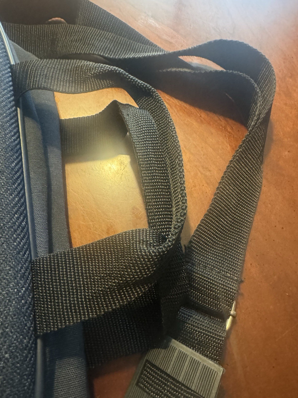 Pacifica Black Messenger Bag Medium Zip Closure Adjustable Strap Outer Pockets