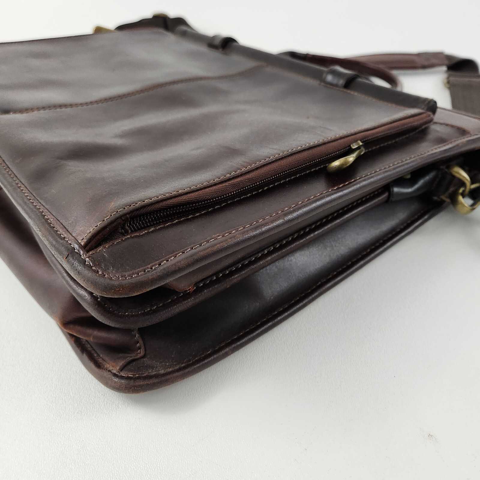 Wilsons Leather Pelle Studio Bag Briefcase Messenger Bag Computer Vintage Preppy