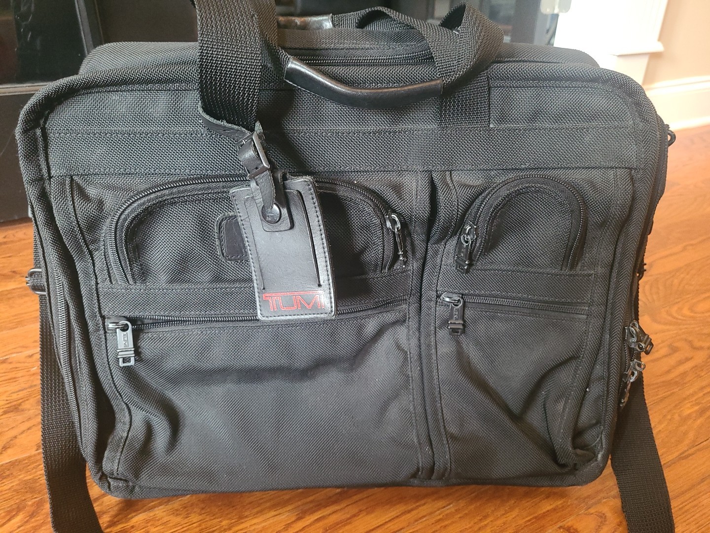 Tumi 2206D3 Black Expandable Rolling Briefcase Laptop Bag Ballistic Carry on