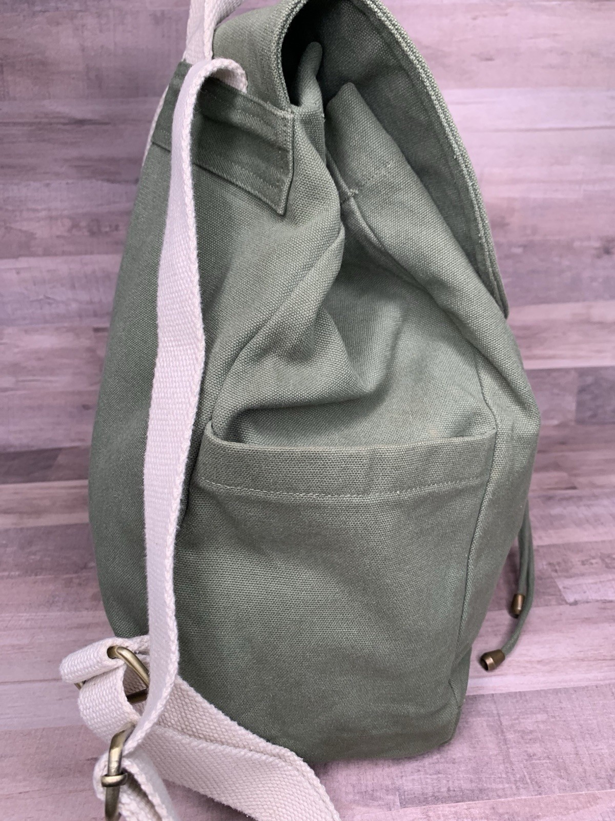 Hindbag Unisex Eliot olive green canvas Backpack bag with charm