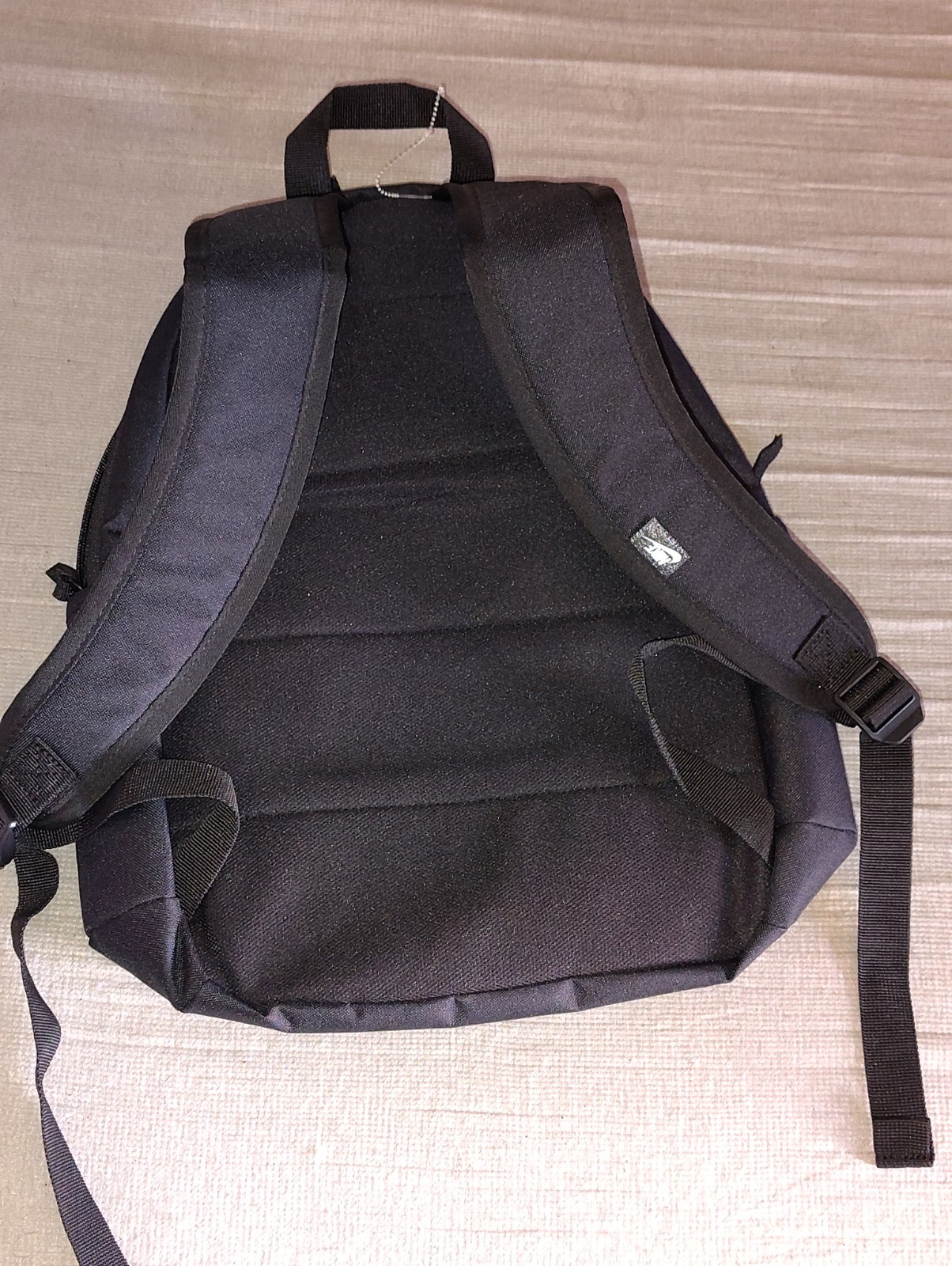 NEW WITH TAGS BLACK BACKPACK UNISEX WHITE SWOOSH LOGO DD0559-010 1,282 CU Large