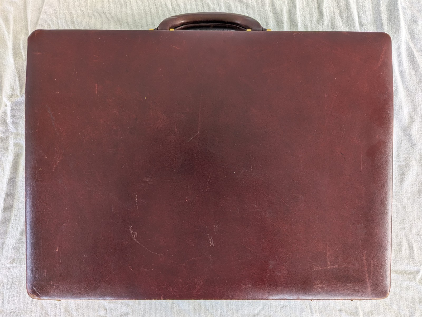 VTG TUMI Leather Attache Briefcase Burgundy Red Combination Lock Organizer Case