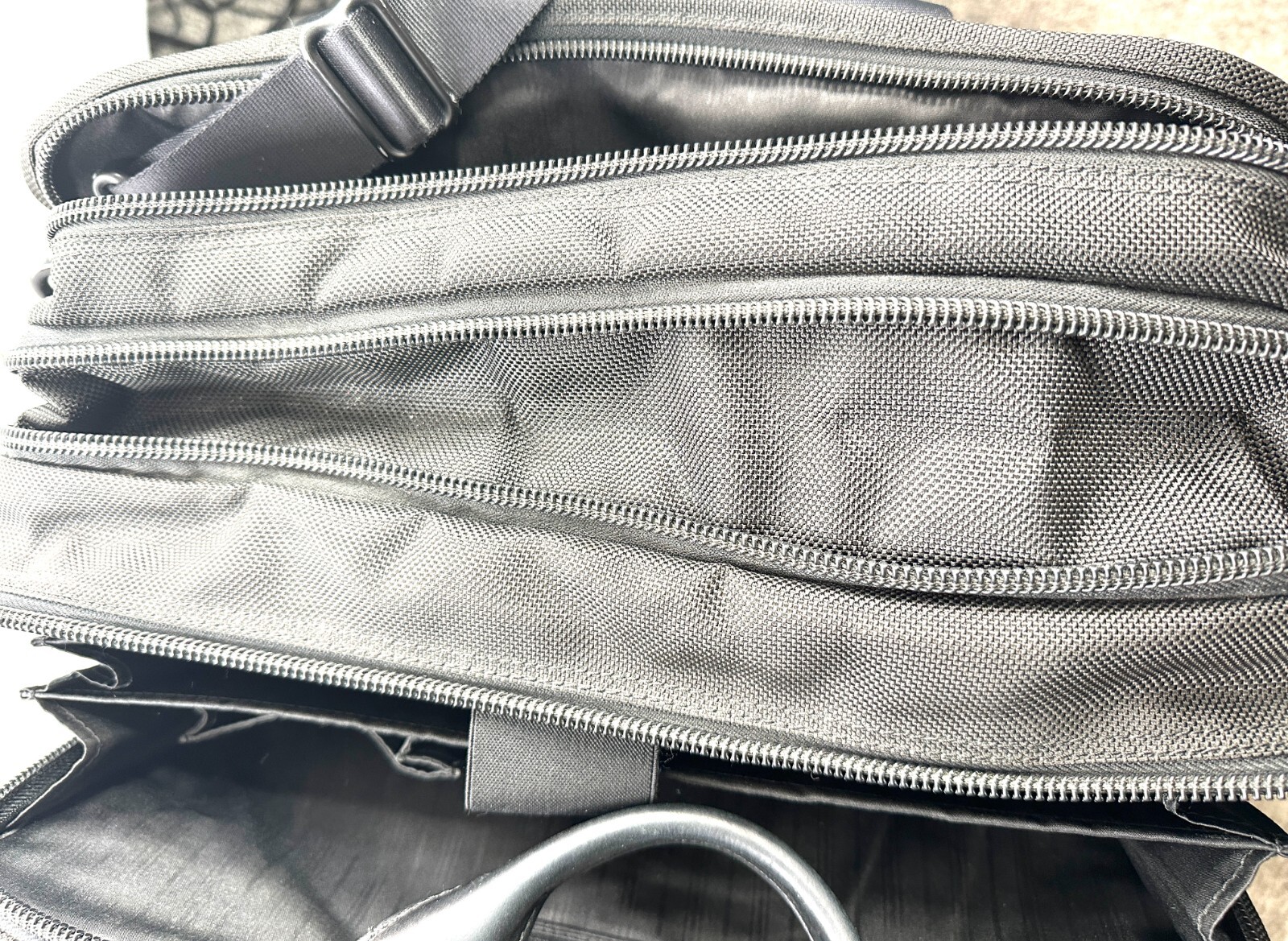 Tumi Black Ballistic Canvas Expandable Large Attaché Briefcase Laptop Bag Office
