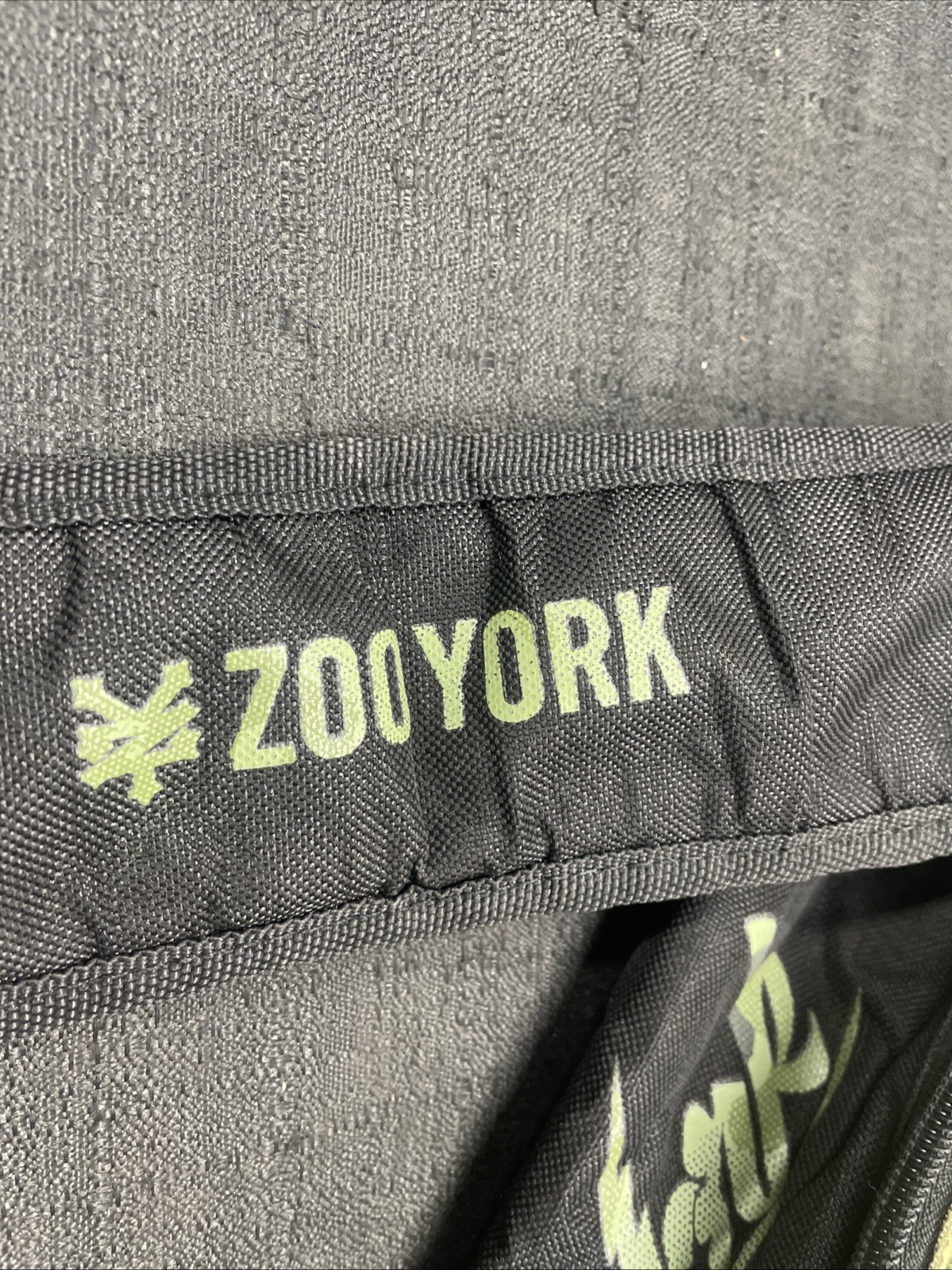 Zoo York ZY Sling Bag Backpack Black Camo Logo Zipper Daypack NY Skate