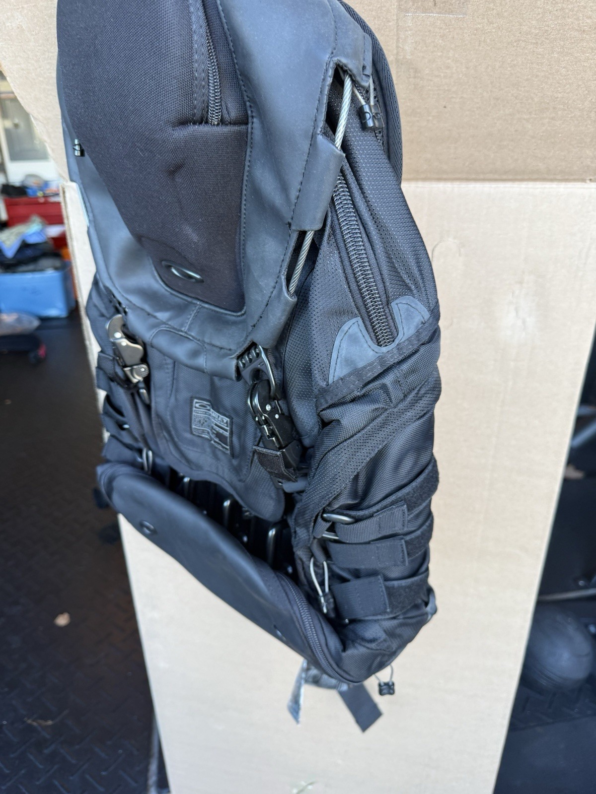 Oakley Kitchen Sink Stealth Black Tactical Bag