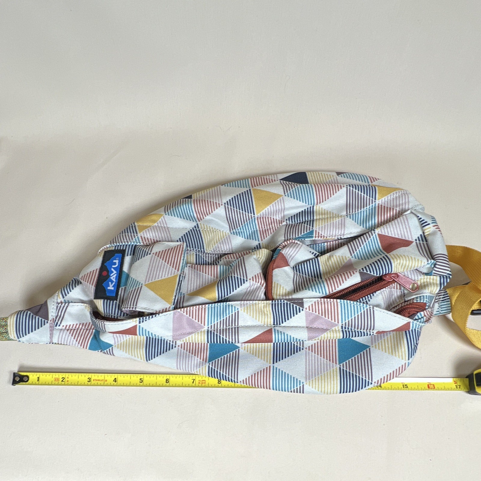 KAVU Multicolor Geometric Crossbody Sling Bag Zip Closure Adjustable Strap