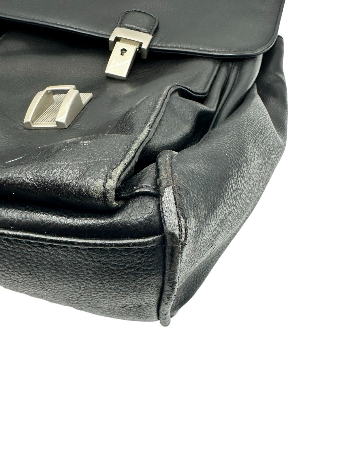 Perry Ellis Portfolio Black Genuine Leather Briefcase Black Many Pockets FLAW
