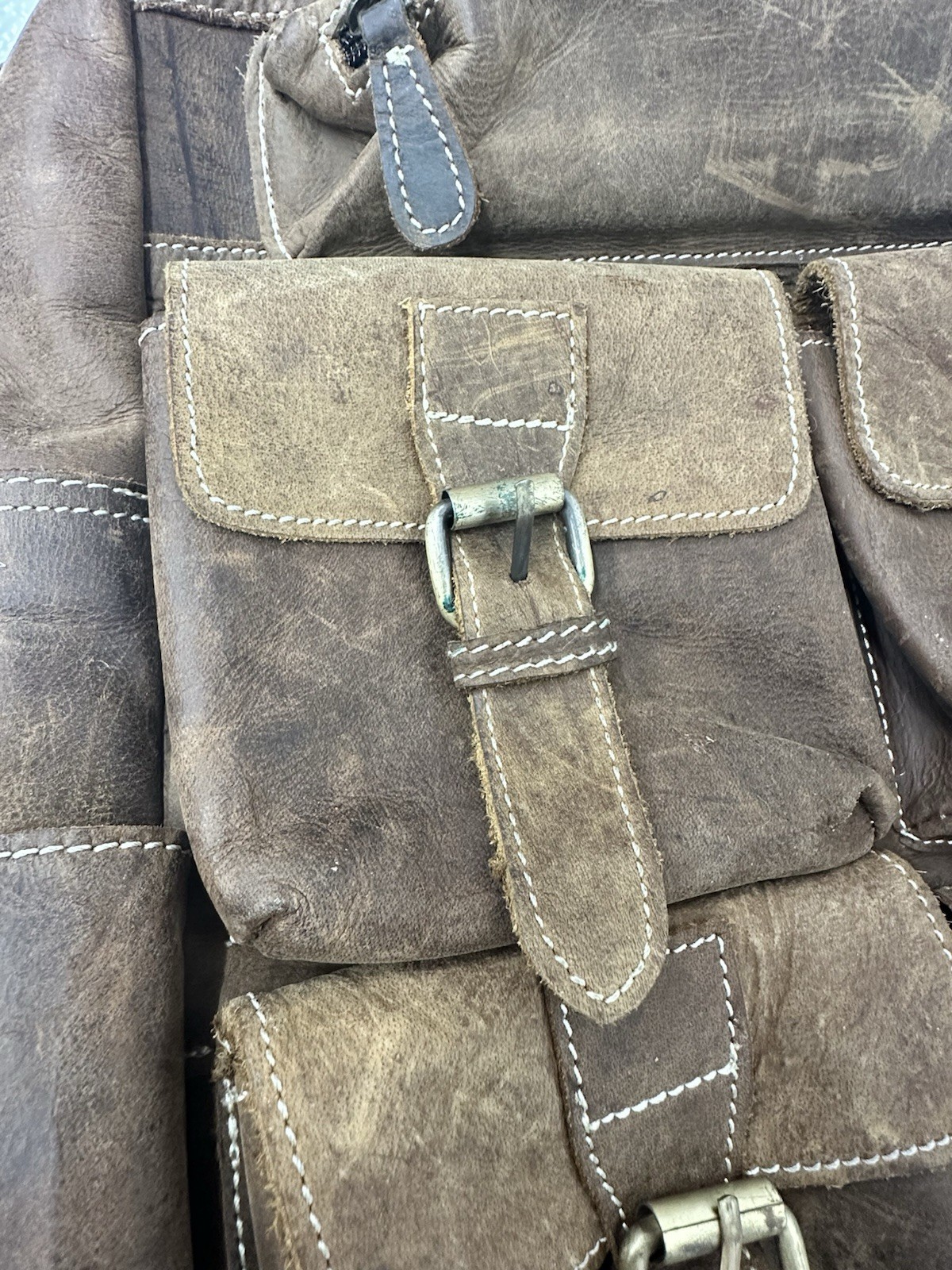 Sam’s Buffalo 18″ DISTRESSED VINTAGE LEATHER BACKPACK – Handmade, Needs Repair