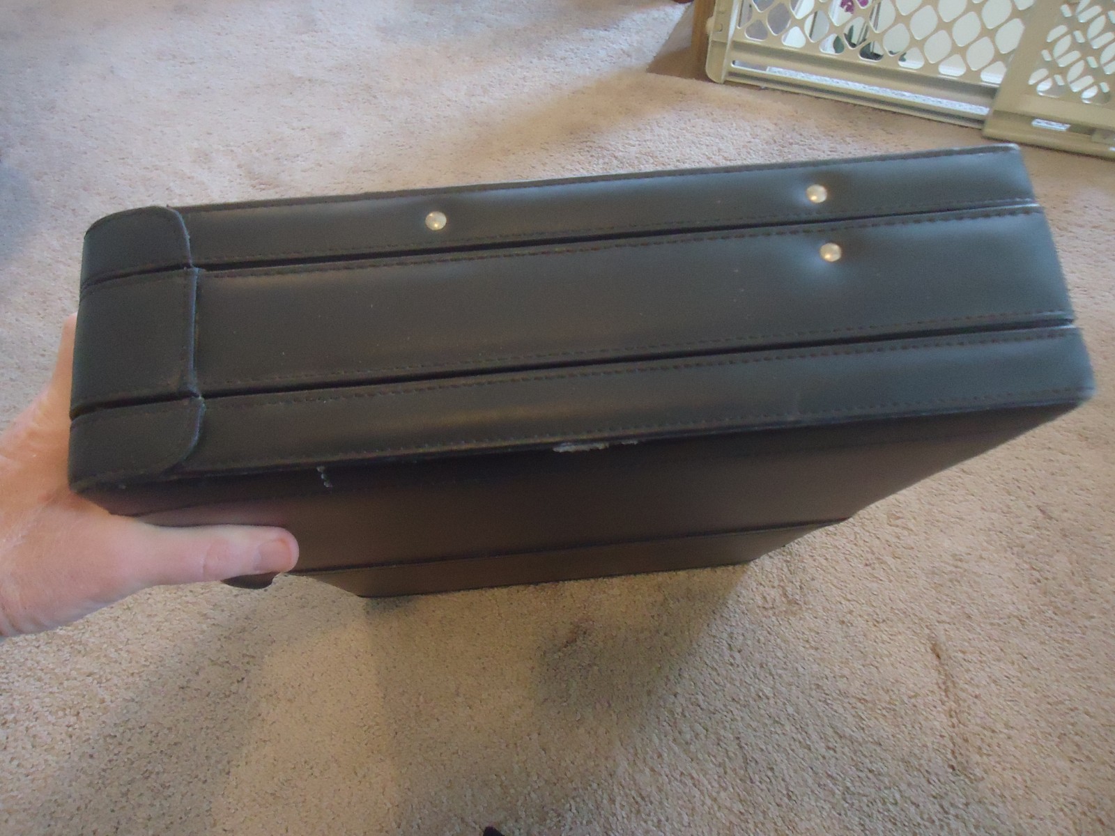 Alpine Swiss Briefcase Vintage 90″s Black 19″ x 14″ x 5″ Expandable Pockets