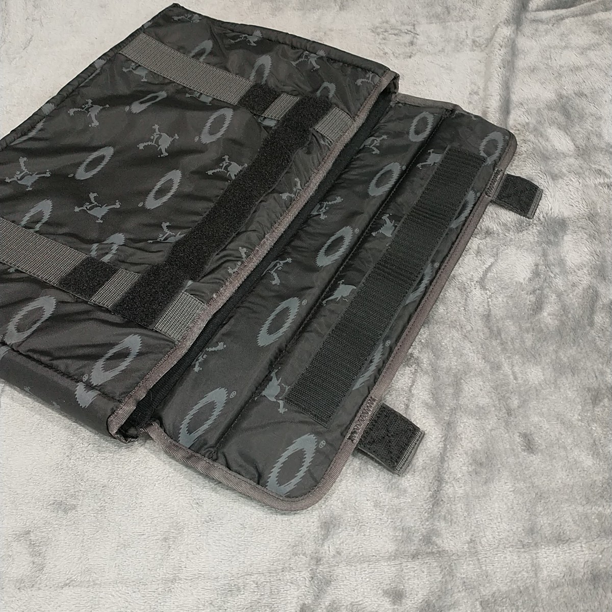 OAKLEY TACTICAL FIELD GEAR AP BAG Padded Laptop Case Insert RARE Skull Pattern