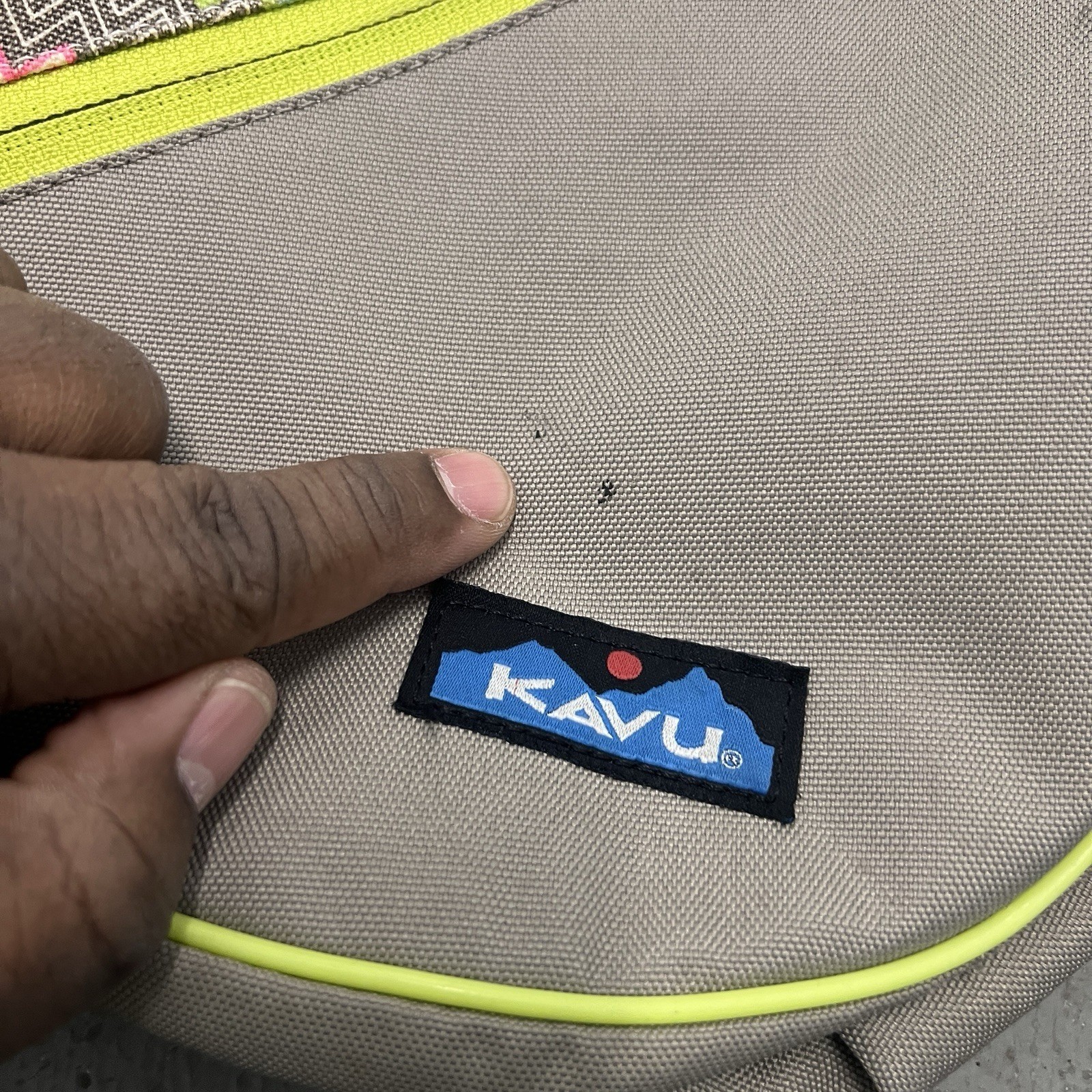 KAVU Rope Sling Backpack Bag Multi Color Zig Zag Print Men’s