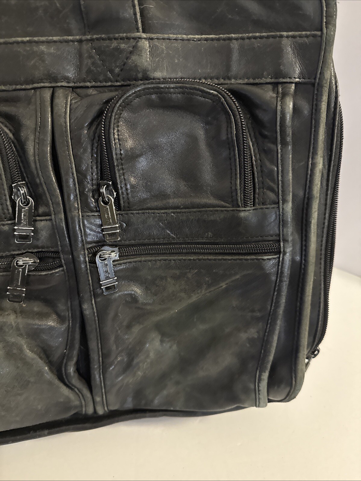 Tumi Alpha Series Black Napa Leather Expandable Briefcase 9674D3