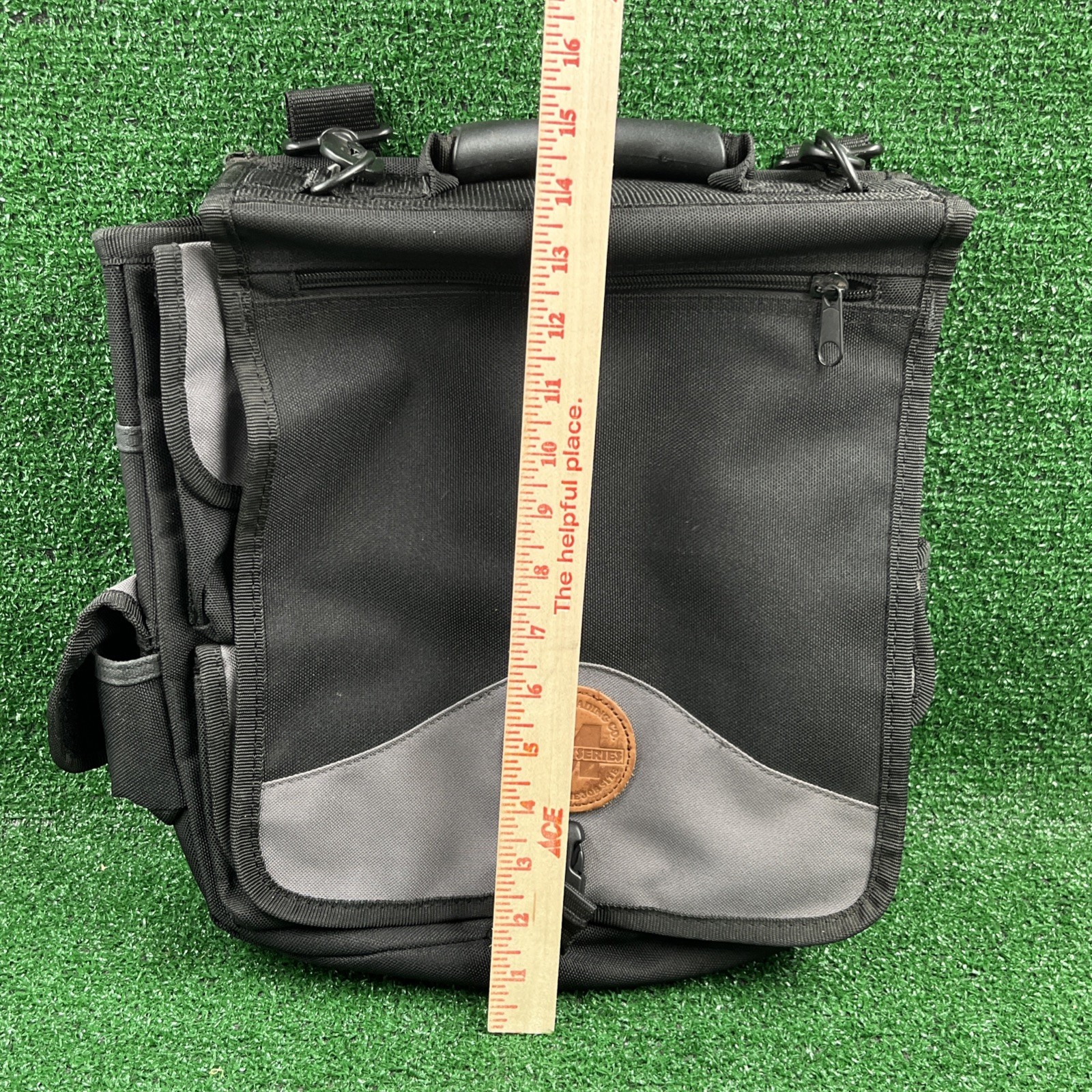 Duluth Trading Co Master Series Canvas Messenger Bag Laptop Briefcase Black Gray