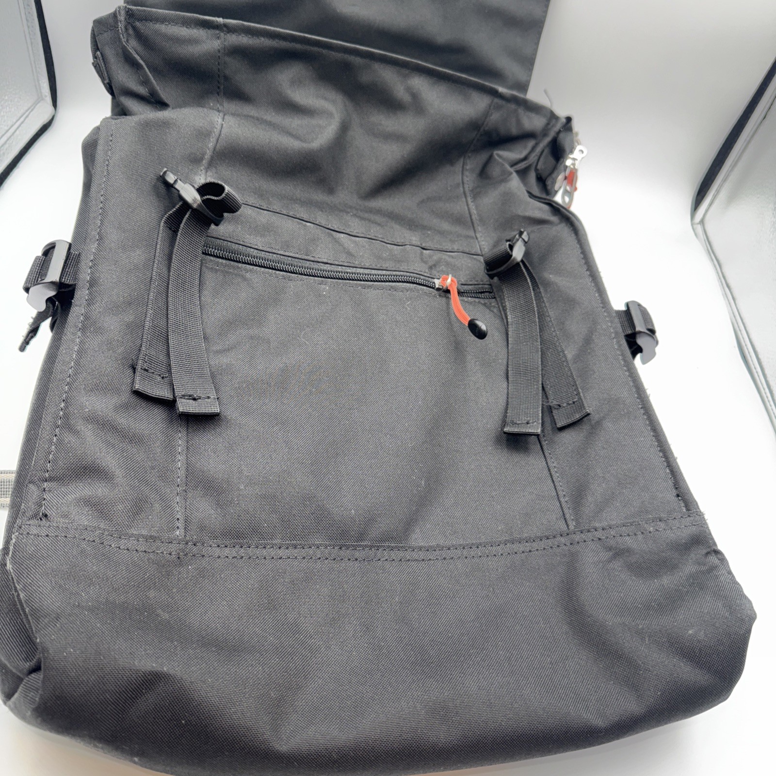 PACSAFE Slingsafe LX450 Backpack Black Anti-theft Backpack RFID Safe Exomesh