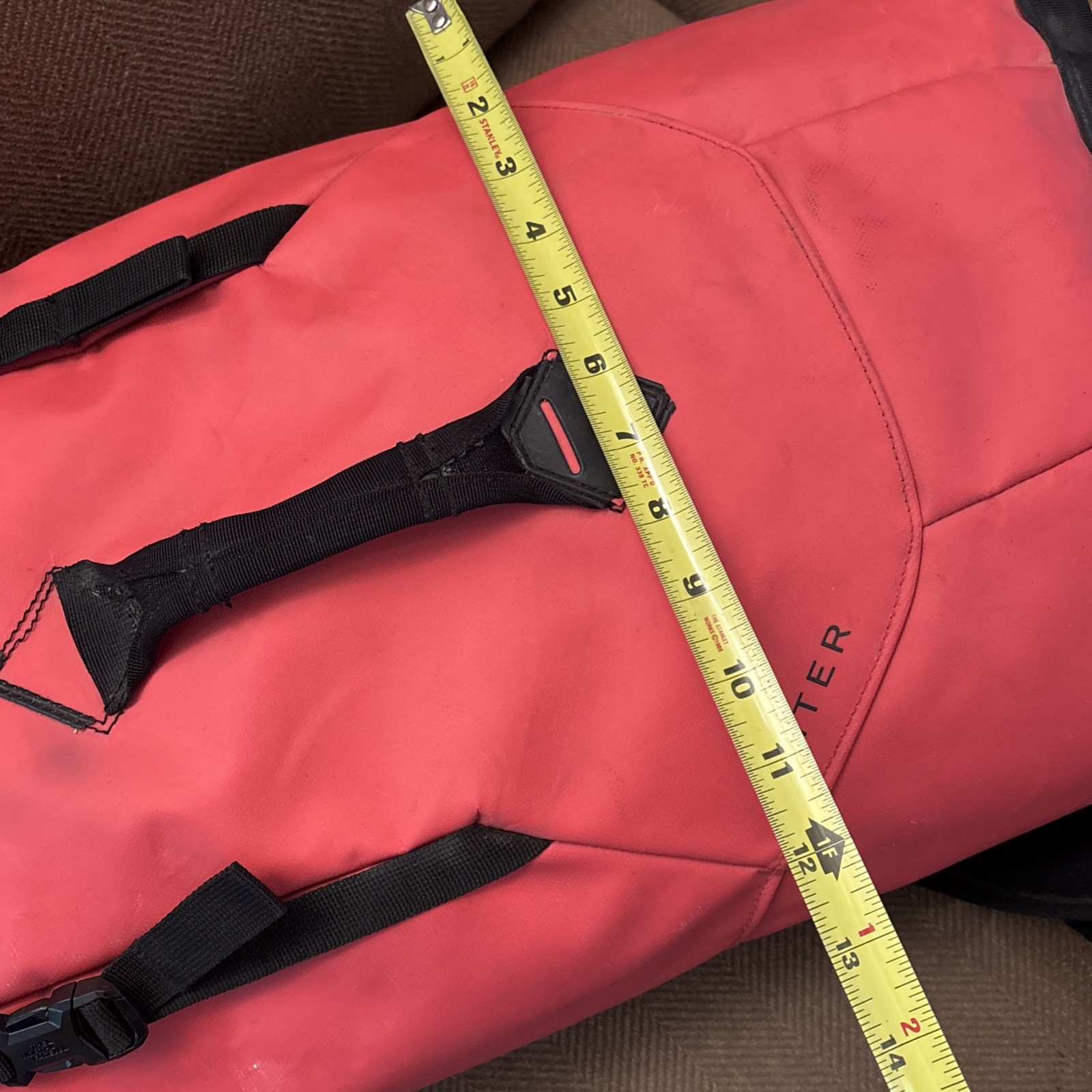 THE NORTH FACE CITER 40L Red Climbing Waterproof Backpack Commuter Laptop Base