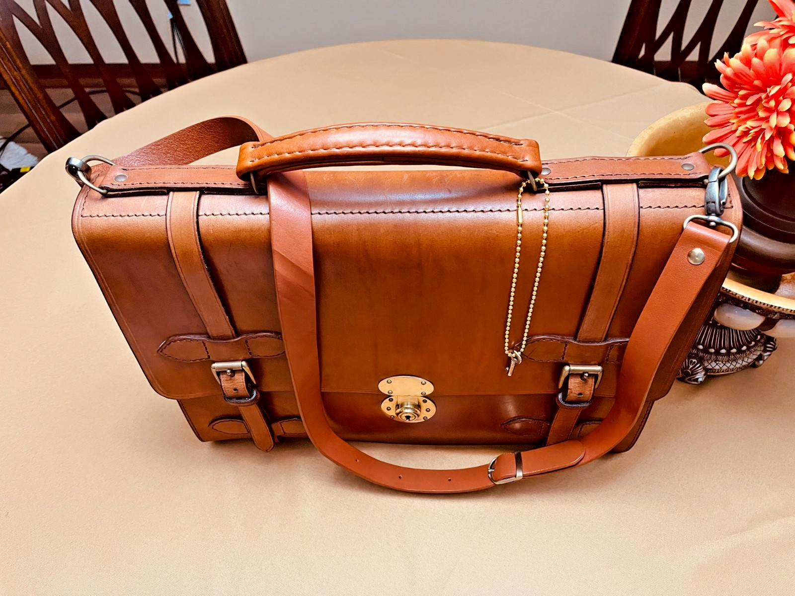 MACKENZIE “OFFICERS” Tan Bridle Leather Briefcase / Messenger Bag – SCOTLAND