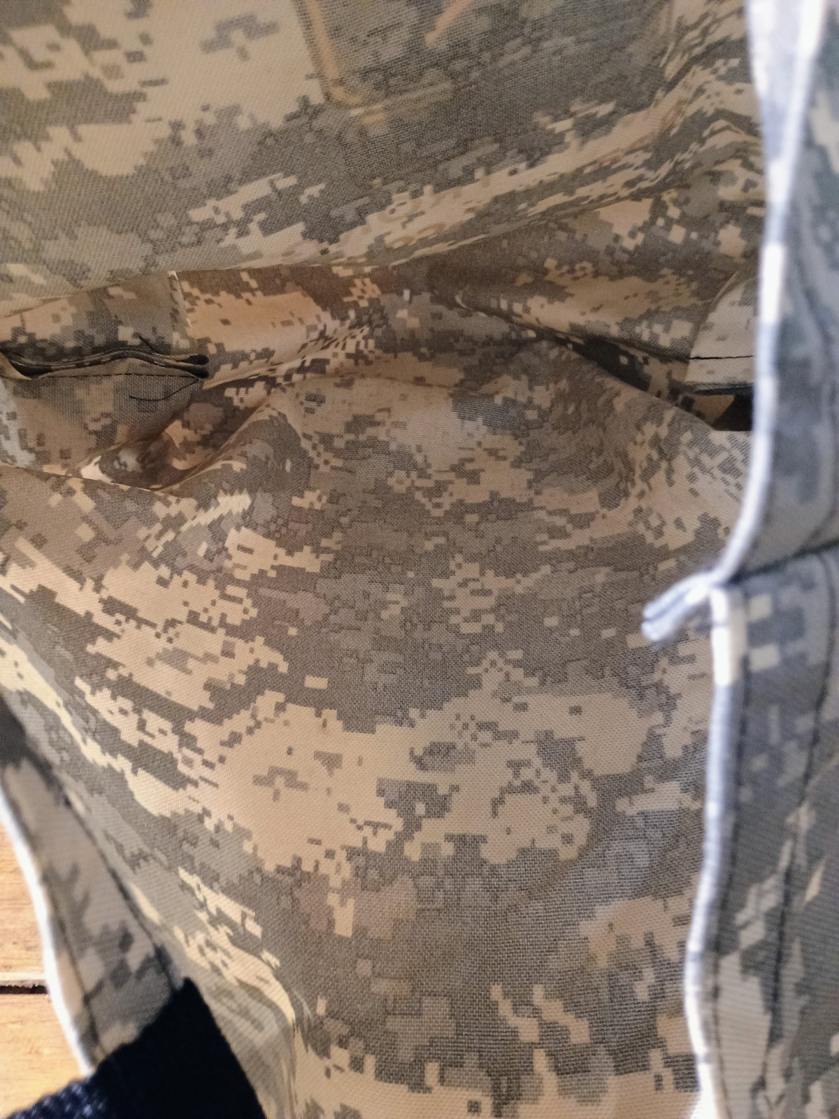 US Army Army Strong Digital Camo Tote Bag Large Lightweight Double Handles