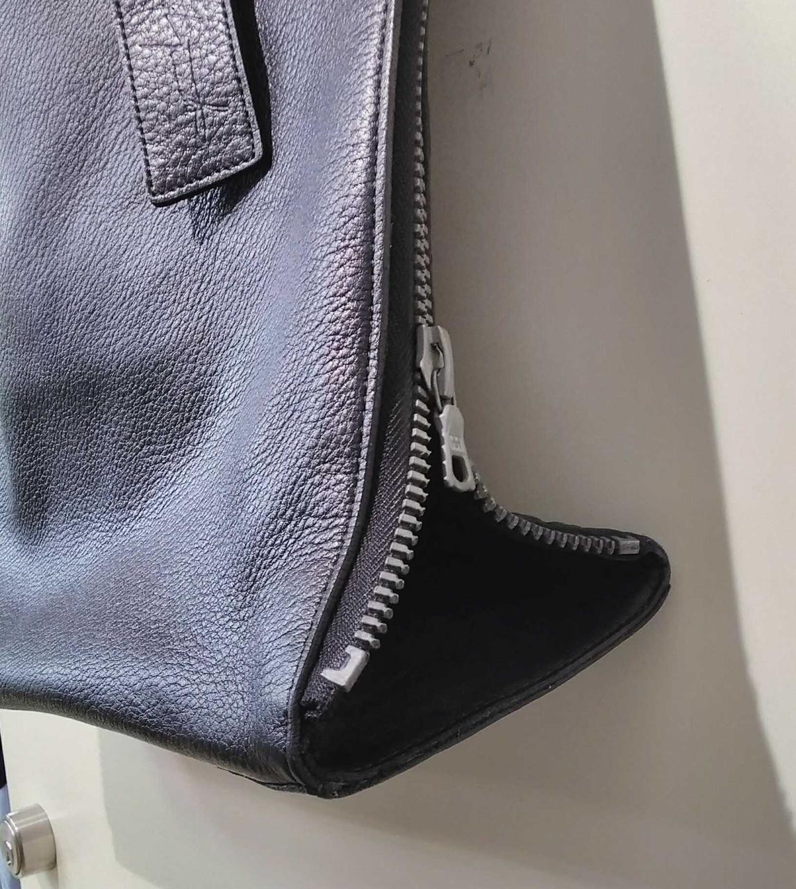 ZIPPER TOTE Model Black DC I03 708 DISCORD YOHJI YAMAMOTO