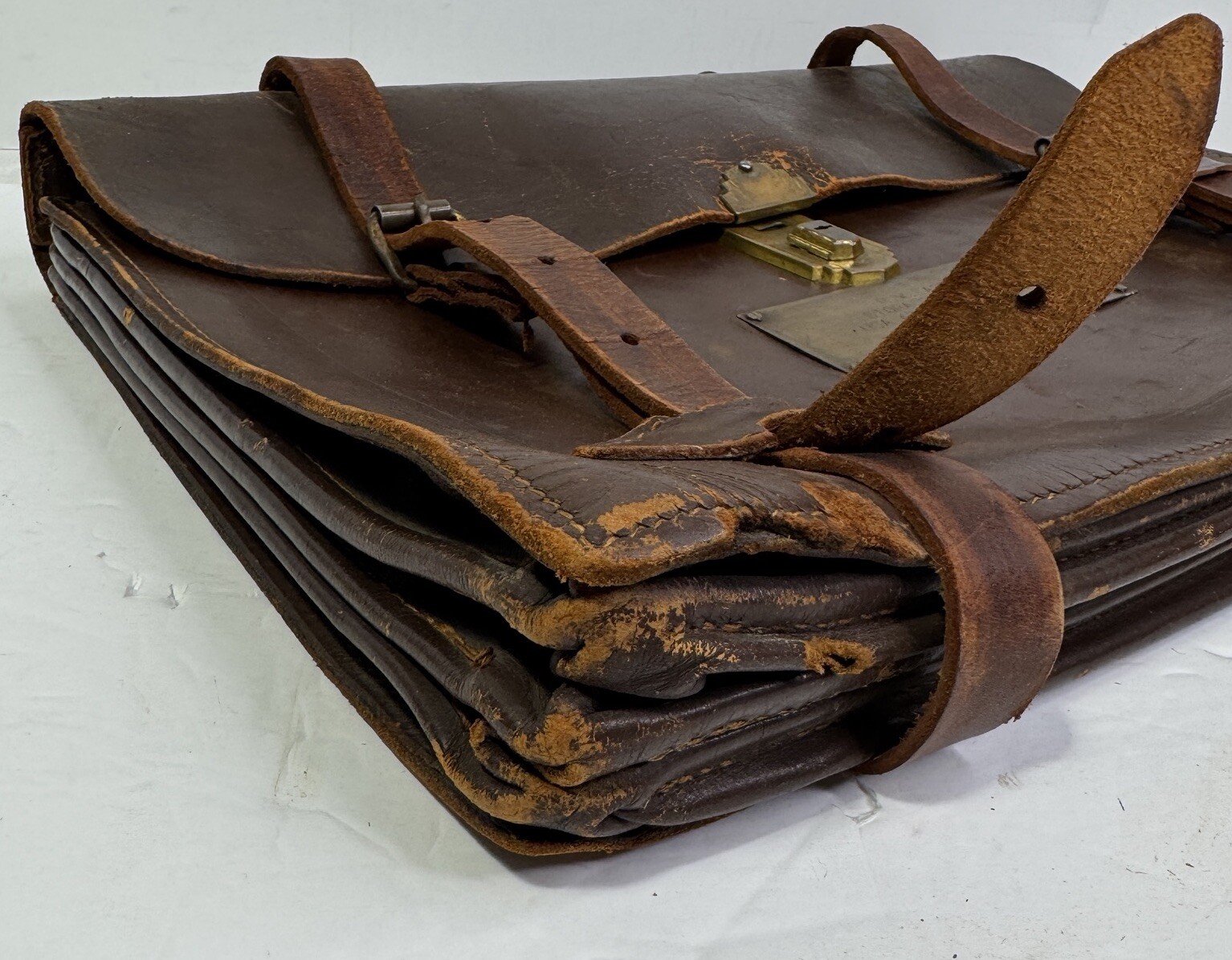 US Army Leather Lawyer Briefcase Type 1 US Military Issue Lawyer, Pilots Bag