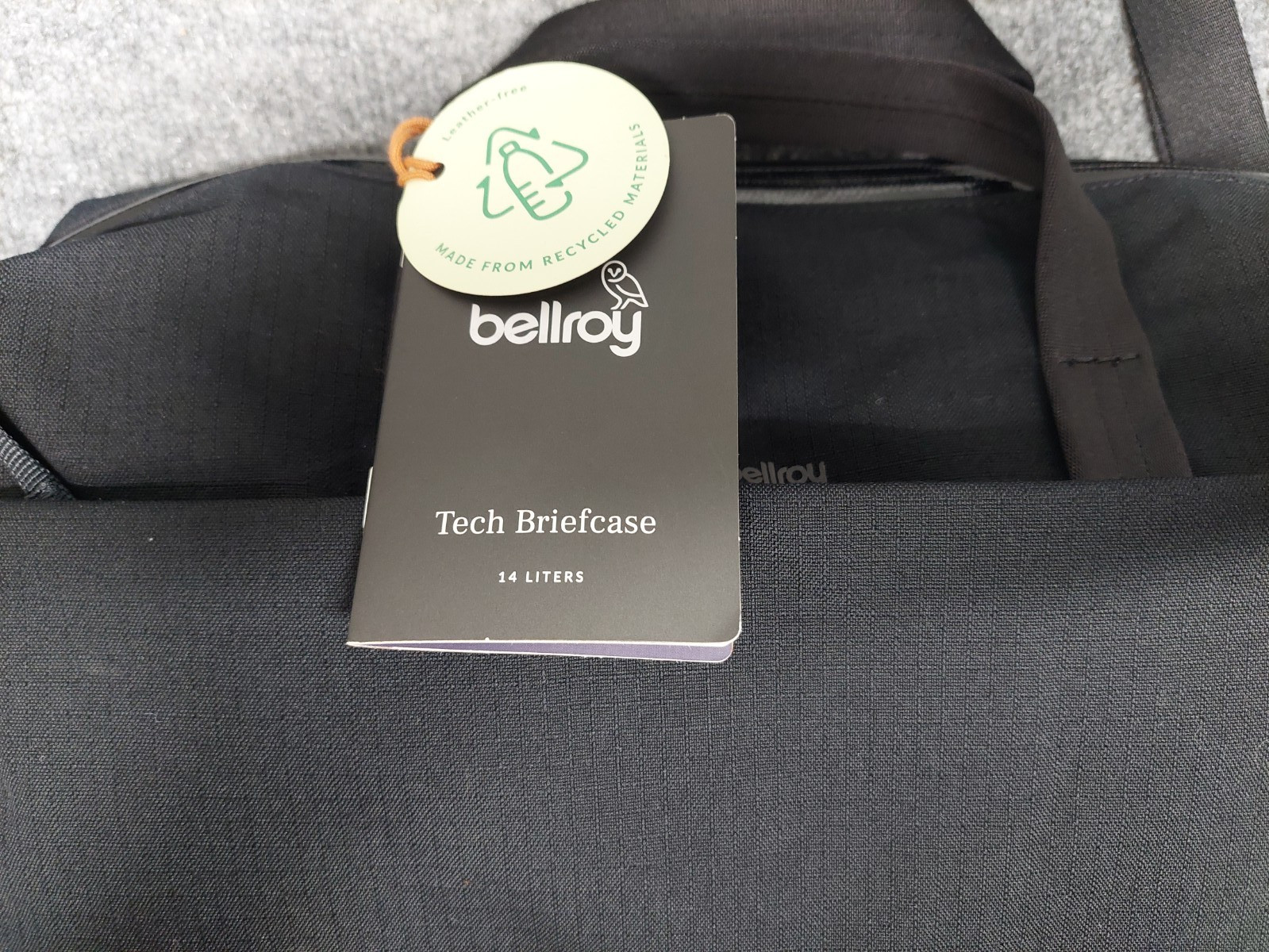 Bellroy Men Laptop Bag Black Reactangular Medium Shoulder Strap Pockets Casual
