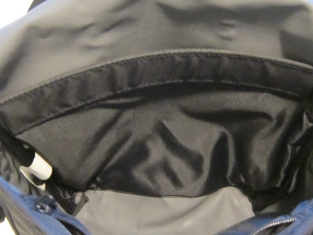 Timbuk2 XS CLASSIC MESSENGER BAG Water Resistant – Black