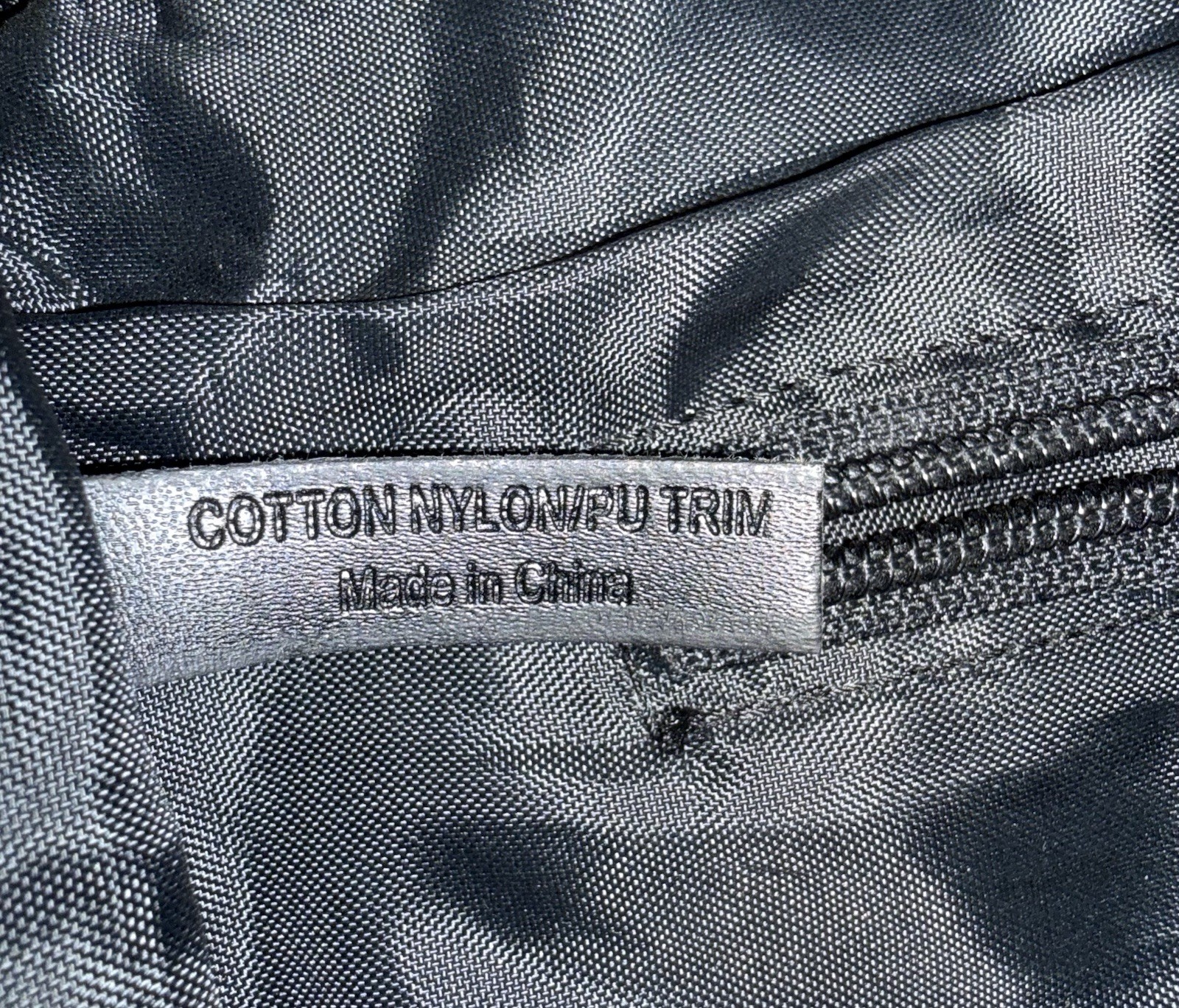 Calvin Klein Black Messenger Bag Adjustable Strap Inner Pockets Unisex