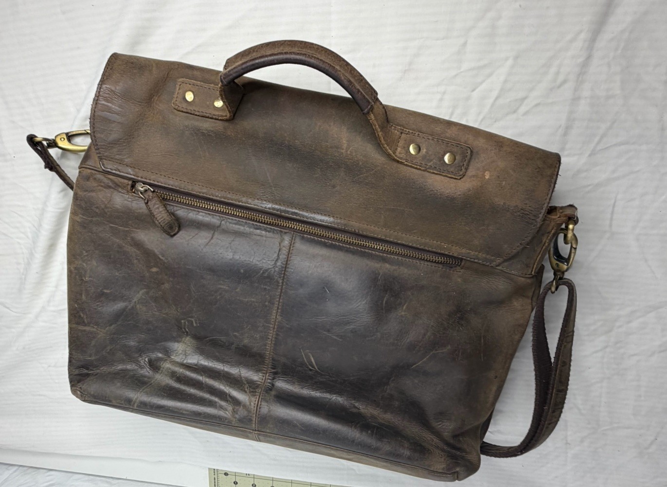 Komalc Full Grain Brown Distressed Leather Messenger Bag Computer Organizer