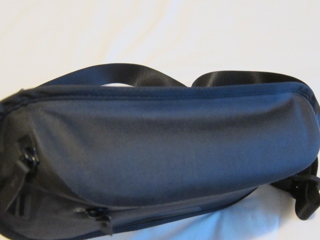 ALPAKA BRAVO MINI SLING V2 – XPAC – Black