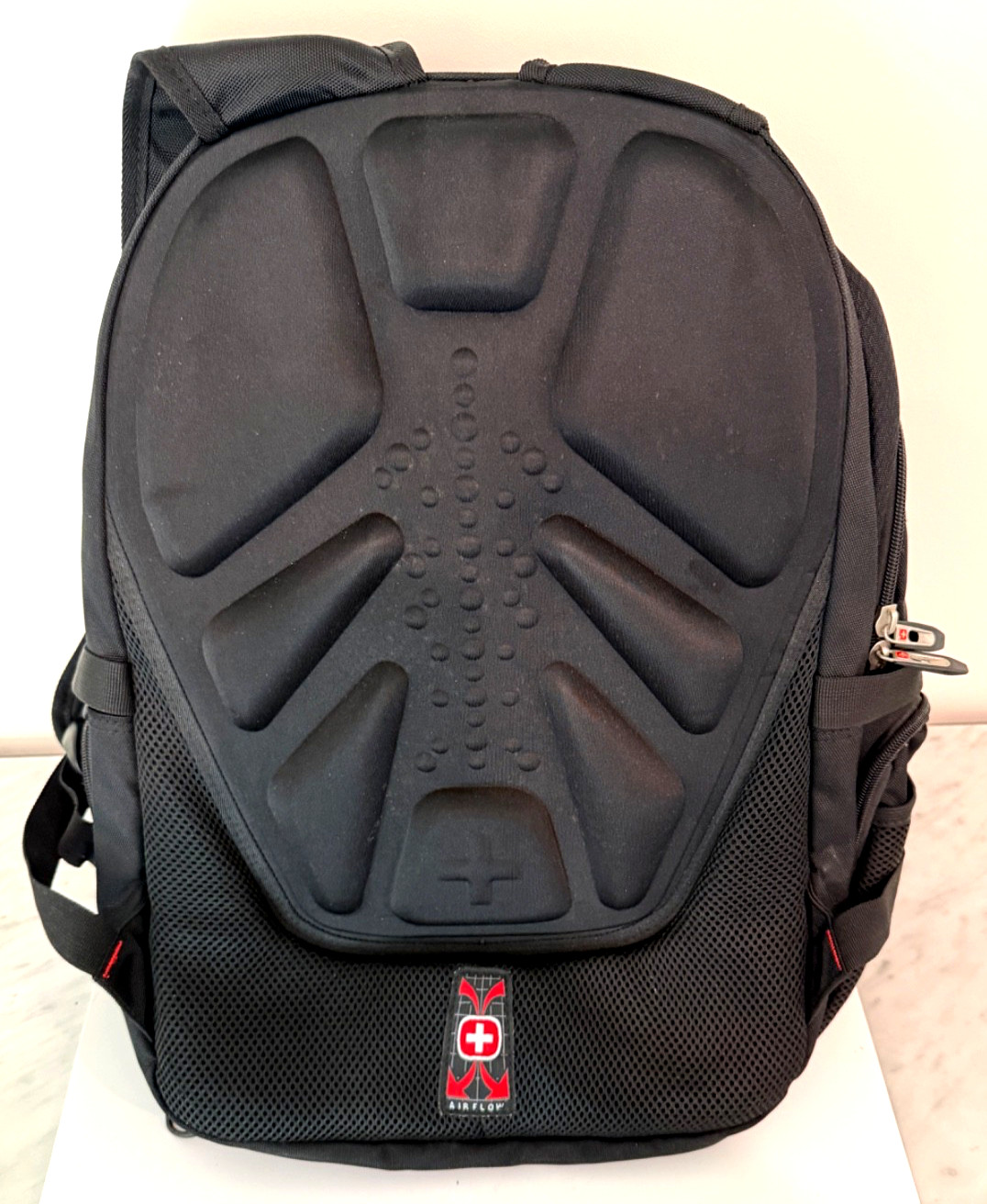 Swissgear Multifunction 17″ Laptop Bag Waterproof & Airflow Design – New w/ Tags