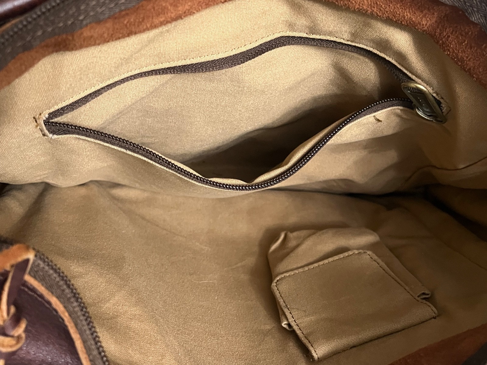 Duluth Trading Company Brown Lifetime Leather Heavy Weight Tote Briefcase