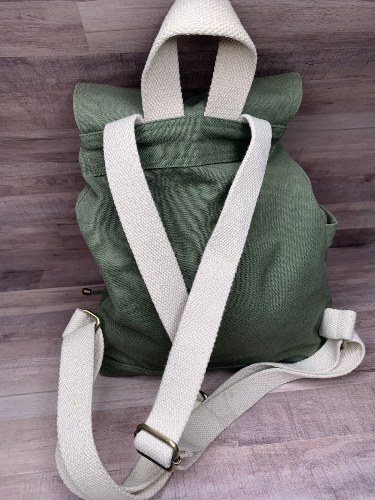 Hindbag Unisex Eliot olive green canvas Backpack bag with charm