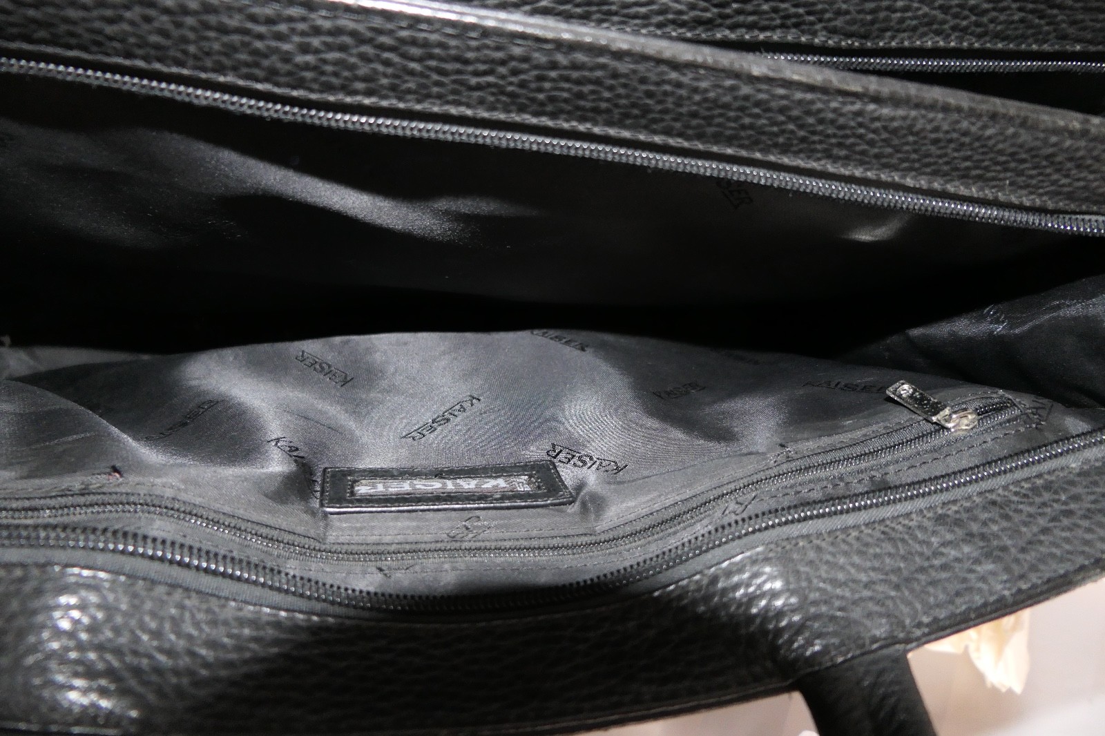 PETER KAISER LEATHER BRIEFCASE UNITED KINGDOM