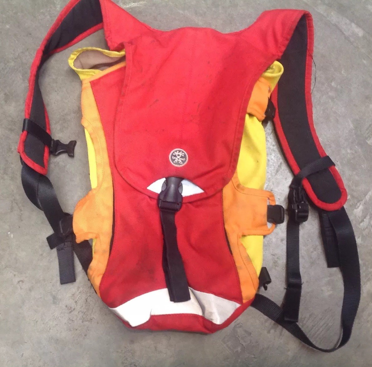 Crumpler The Bumper Issue Backpack,Hiking,mountain biking, climbing ,Z-17
